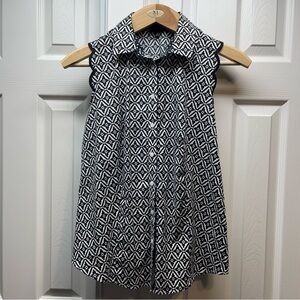 Talbots Sleeveless Scallop Women’s Top With Geo Diamond Print Size 10.